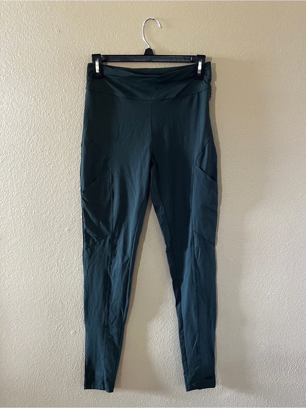 Outdoor pants